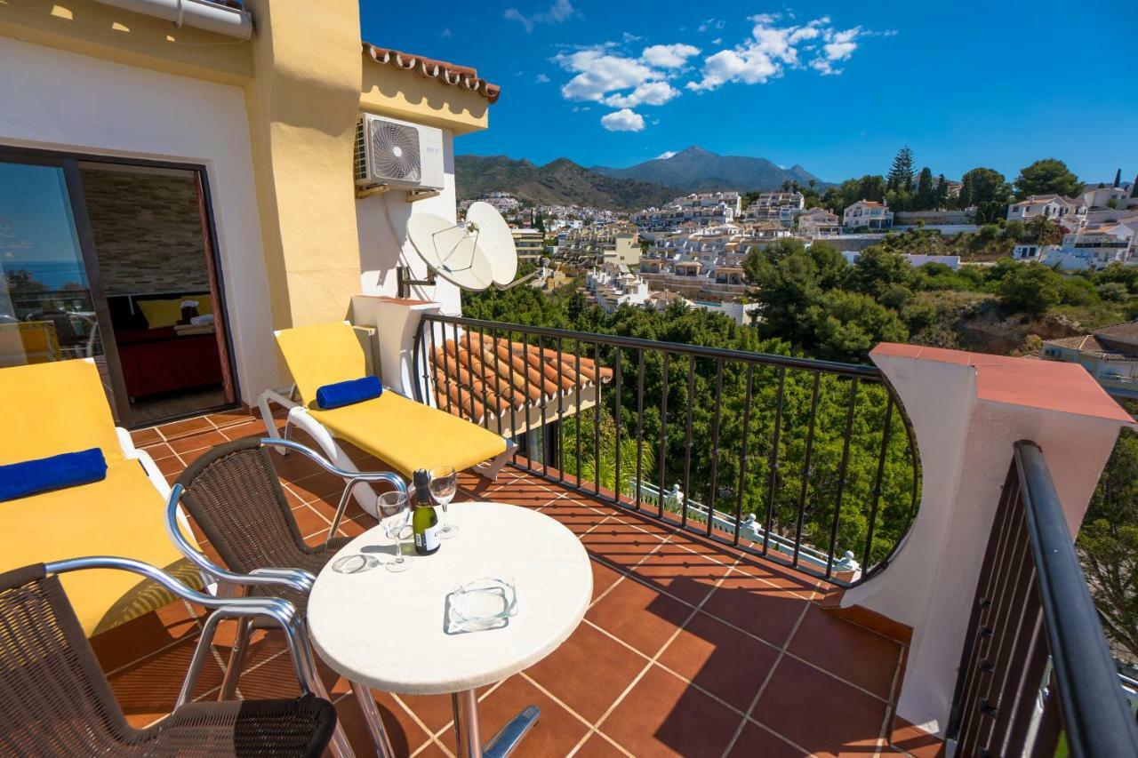 Hostal Casa Mercedes Nerja Zewnętrze zdjęcie