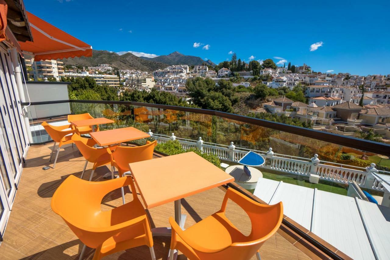 Hostal Casa Mercedes Nerja Zewnętrze zdjęcie